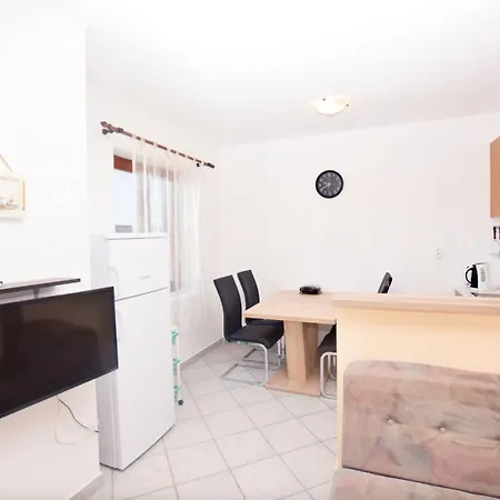 Keti Apartment Nin
