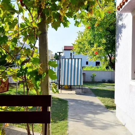 Keti Apartman Nin